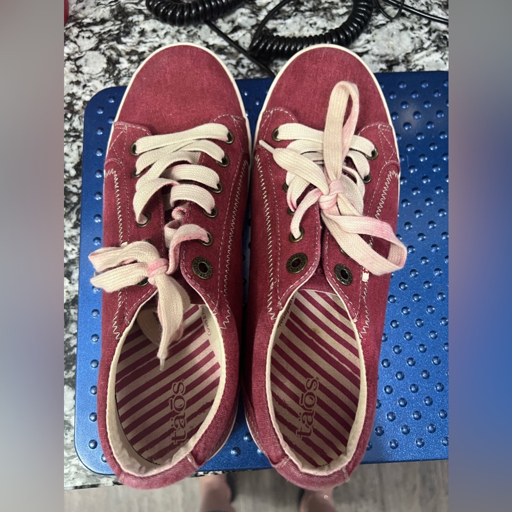 Taos shoes